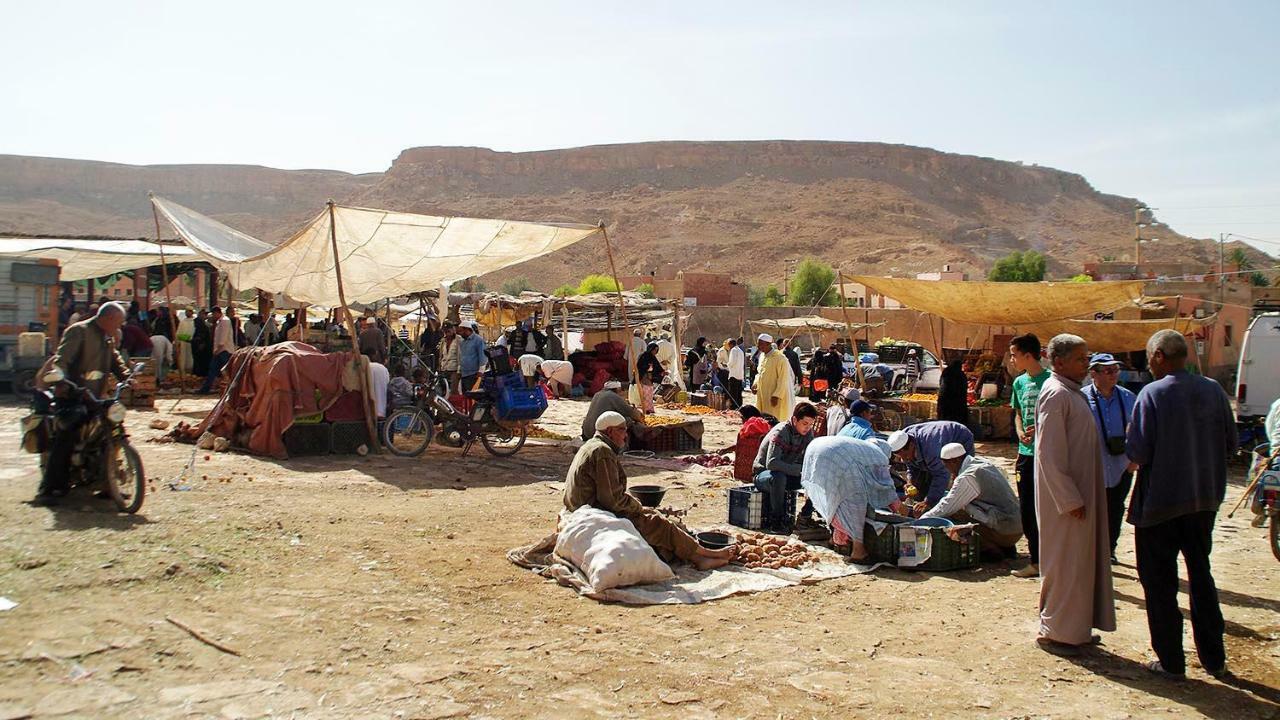 Gite Tamlli Aoufous Bagian luar foto