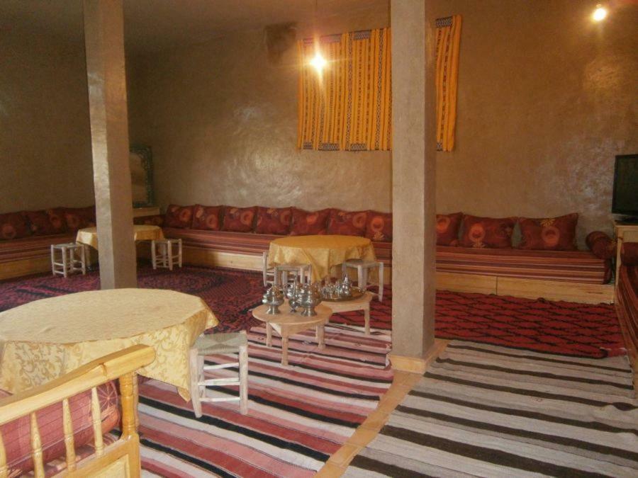 Gite Tamlli Aoufous Bagian luar foto
