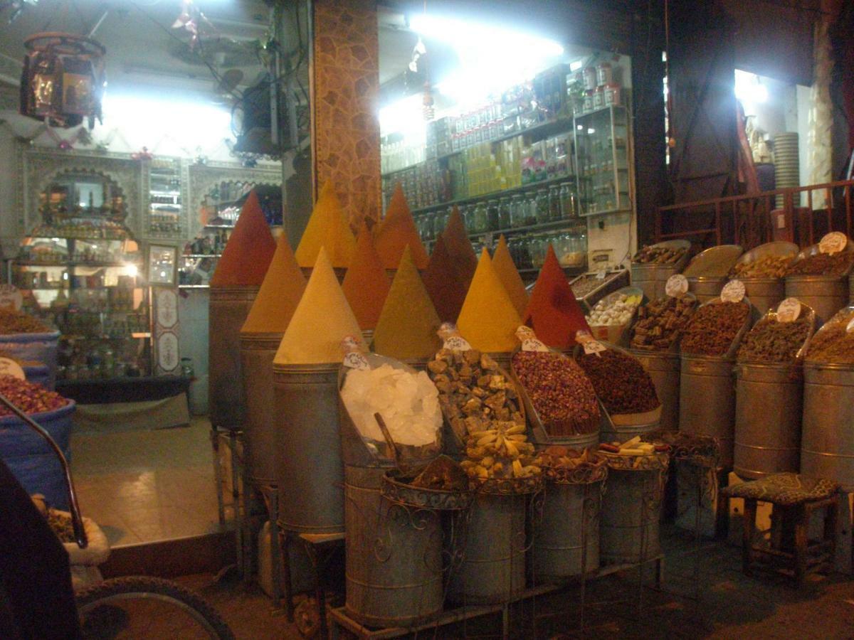 Gite Tamlli Aoufous Bagian luar foto